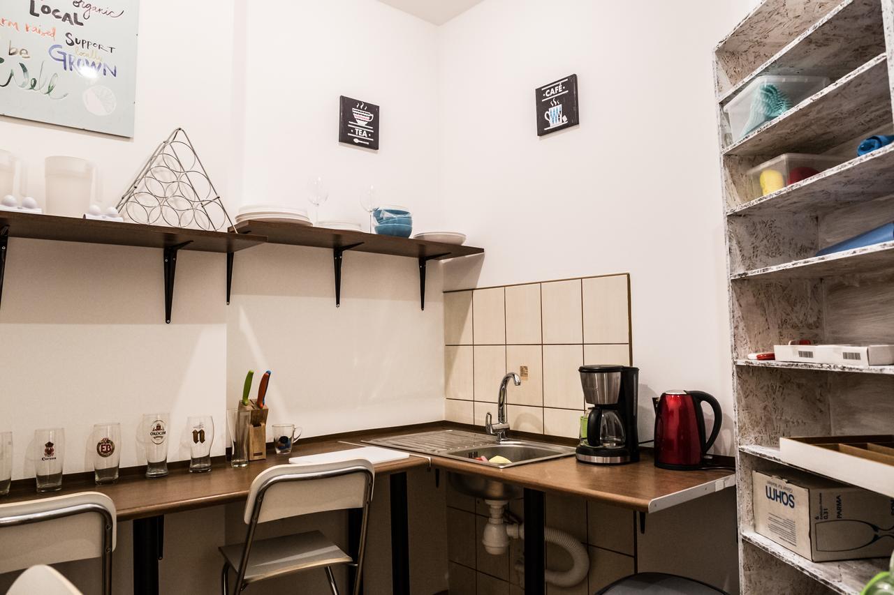 Flyfly Hostel , Darmowy Parking , Rezerwuj Przez Urzadzenia Mobilne -10 Procent Вроцлав Екстер'єр фото