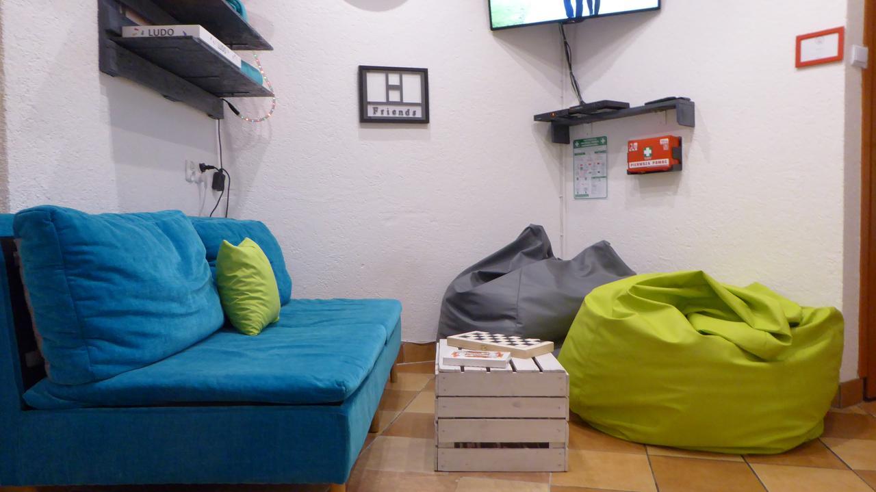 Flyfly Hostel , Darmowy Parking , Rezerwuj Przez Urzadzenia Mobilne -10 Procent Вроцлав Екстер'єр фото